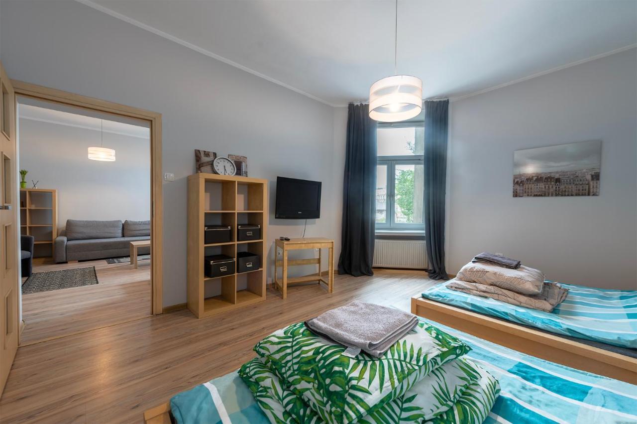 Essence Of Lodz-145M!Central-Secured-Comfy18Ppl!&Freeparking Экстерьер фото
