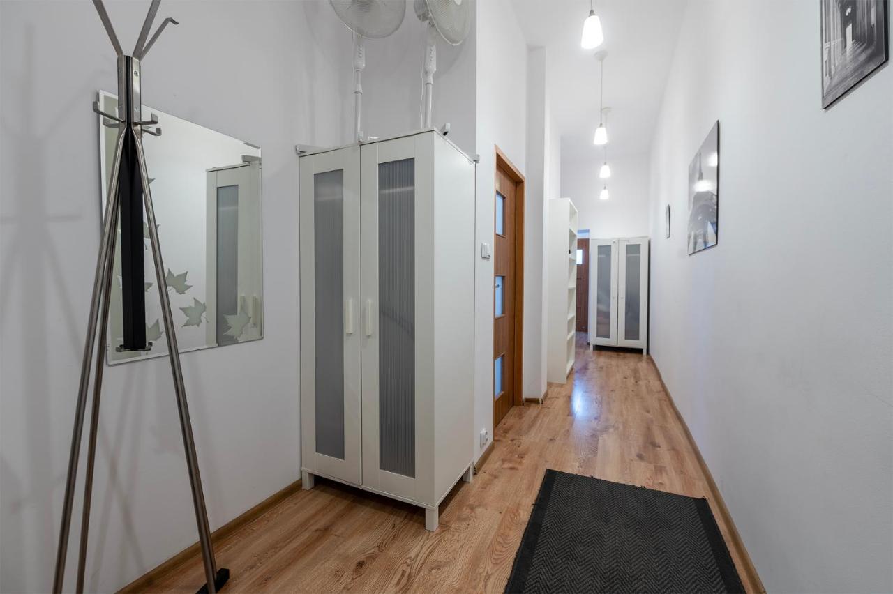 Essence Of Lodz-145M!Central-Secured-Comfy18Ppl!&Freeparking Экстерьер фото